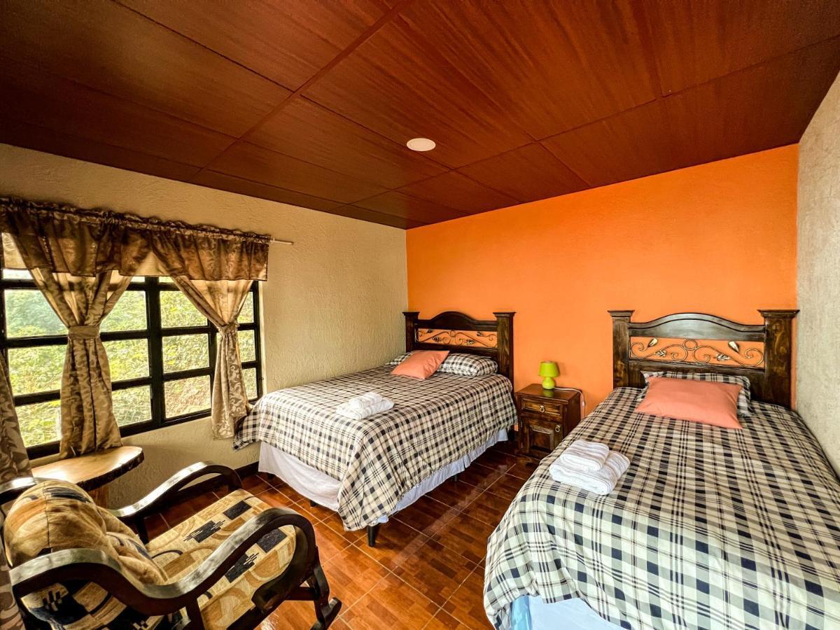 Rancho Fortaleza -Hotel & Spa- San Antonio Palopó エクステリア 写真